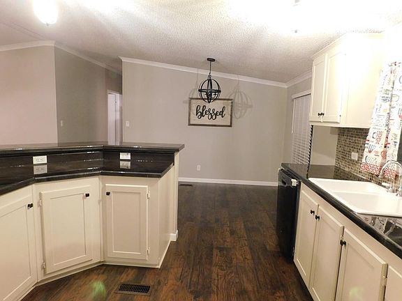 4th image of 10037 Chestnut Bay Oak Dr