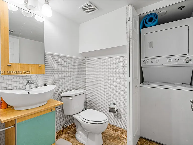6362 Collins Ave #503 — Photo 18