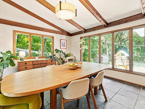 5th image of 8435 Wesley Dr