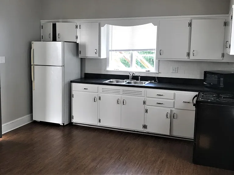 158 W Frederick St #1 — Photo 1
