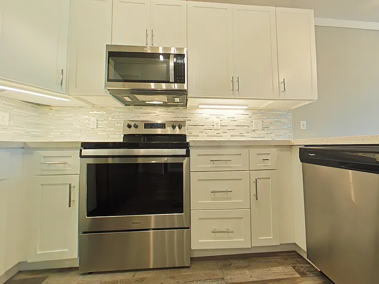 Allure Apartments — Photo 39