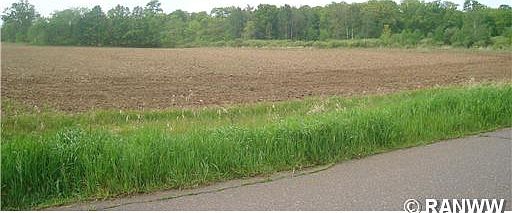 1st image of 2 Hilltop Road