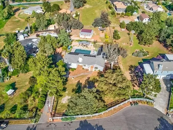 2439 Denova Dr, Alpine, CA 91901