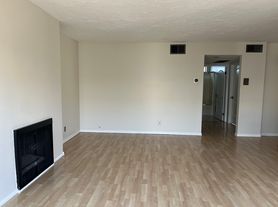 4370 Troost Ave, Studio City, CA