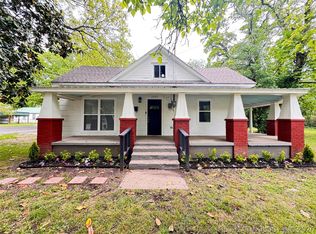 1020 N Vinita Ave, Tahlequah, OK 74464