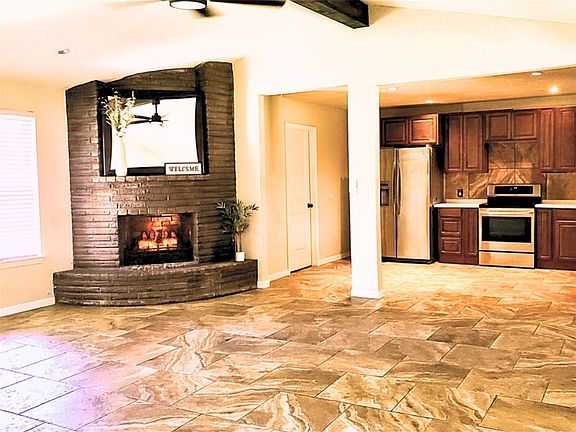 4th image of 104 Sweet Gum Ln
