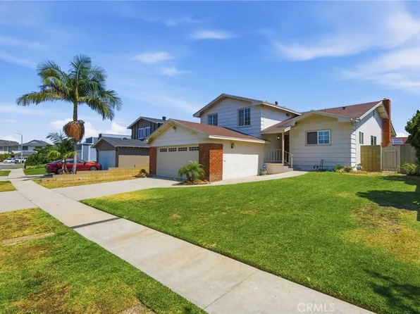 1047 Ashbridge Ln, Harbor City, CA 90710