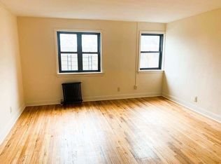 20-51 Crescent St #3, Astoria, NY 11105