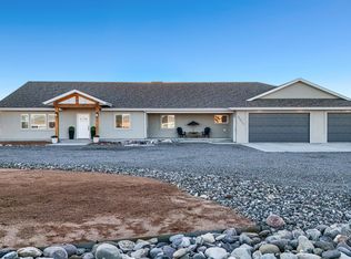 56577 Hawthorne Ln, Olathe, CO 81425