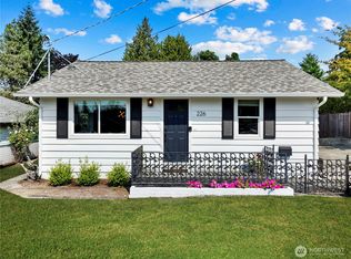226 SW 139th St, Burien, WA 98166
