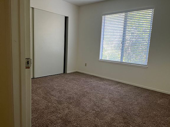 5th image of 234 Soscol Ave APT 209