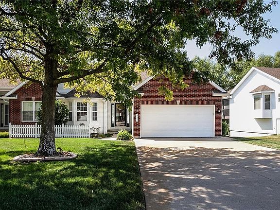 2nd image of 3312 Kempton Ct