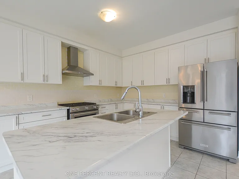19838 Leslie St — Photo 17