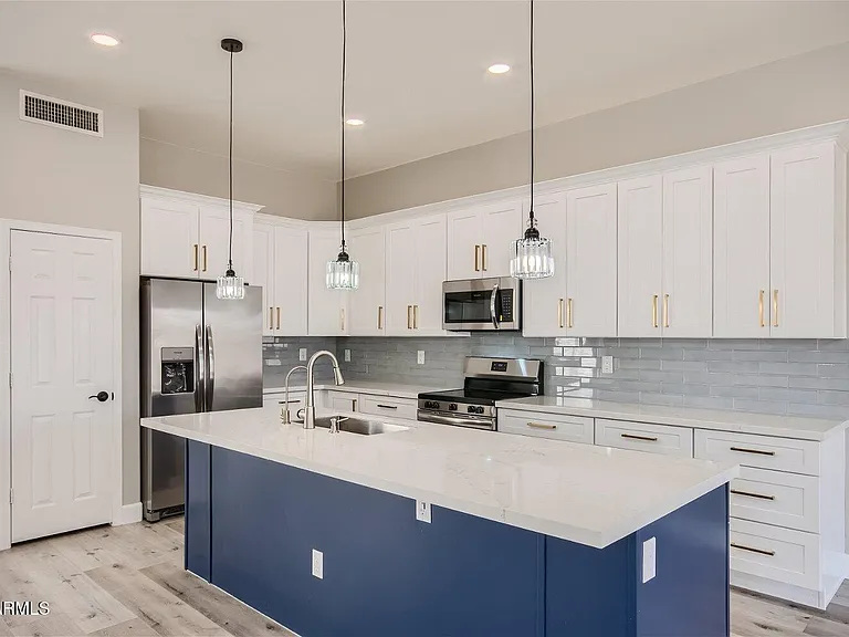 658 E Ranch Rd — Photo 7