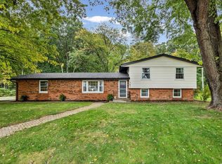 141 Indian Rock Dr, West Lafayette, IN 47906