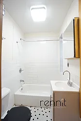 Rented by Rennit Inc.