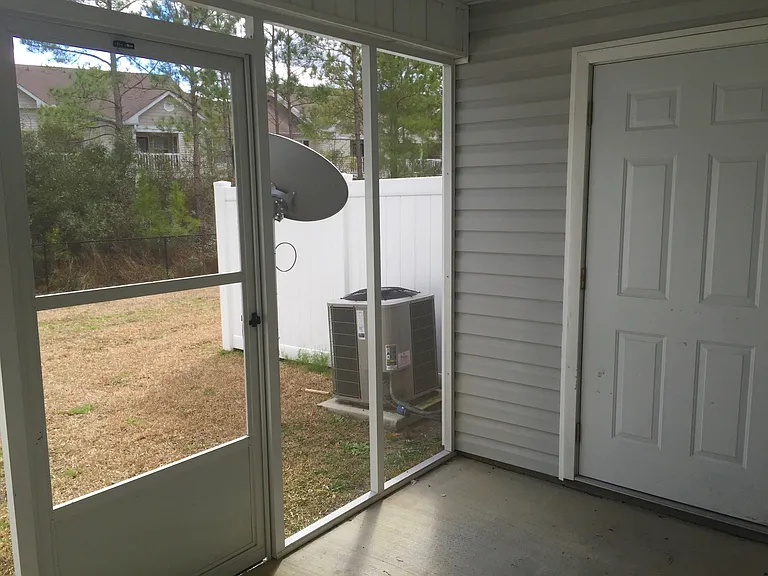 5008 Banister Loop — Photo 3