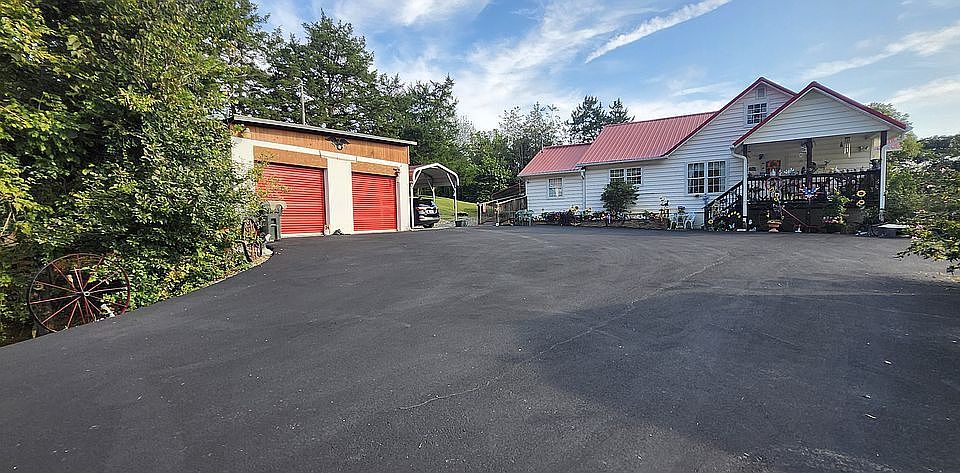 1st image of 1325 Smithwood Rd