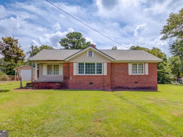 3741 Winder Hwy, Flowery Branch, GA 30542