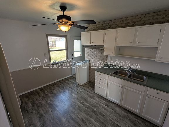 5th image of 2813 Riverview Ln
