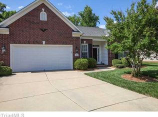 2414 Old Towne Dr, Greensboro, NC 27455