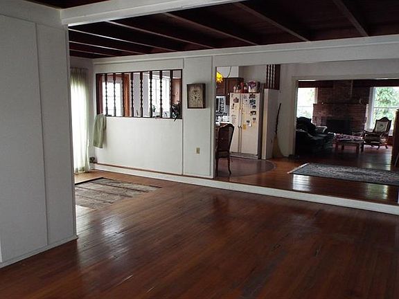 4th image of 3436 19th St N