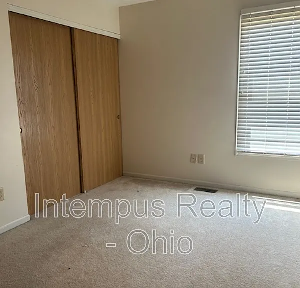173 Niatross Pl — Photo 17