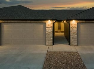 2853 Sheila Ln, Lincoln, NE 68516