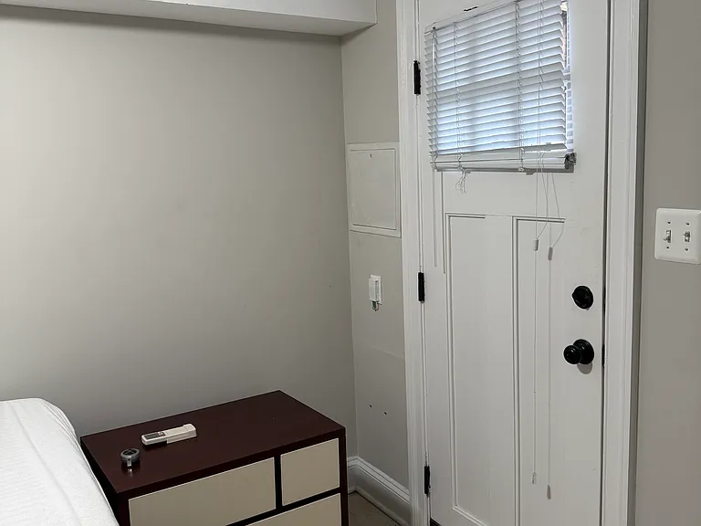 616 Irving St NW #B — Photo 13