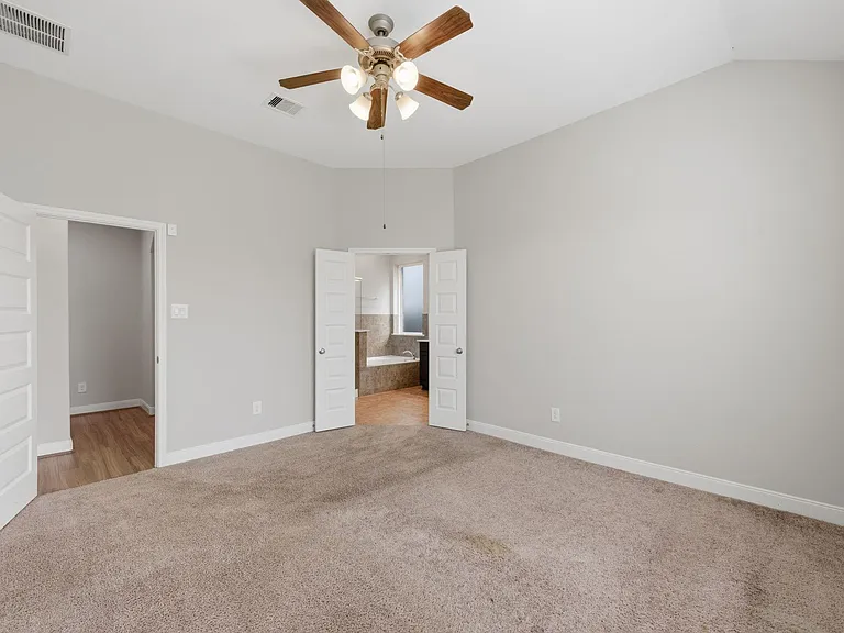 24230 Prairie Glen Ln — Photo 17