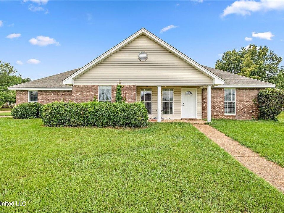 1st image of 5018 Wagonwheel Dr