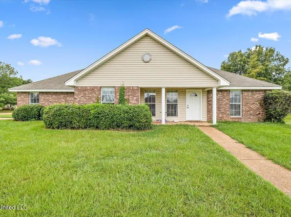 5018 Wagonwheel Dr, Jackson, MS 39272