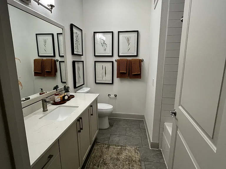 Kirby Dr — Photo 9