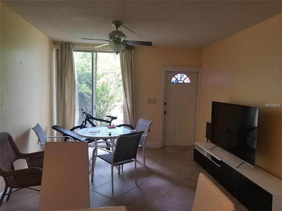 1st image of 1701 NE 115th St APT 1A