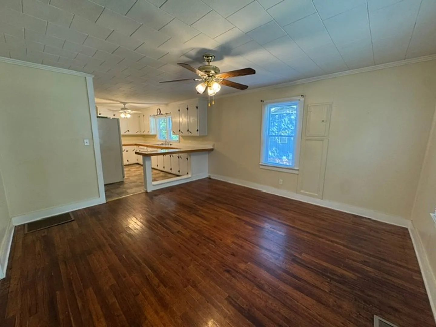 101 Turner Street — Photo 3