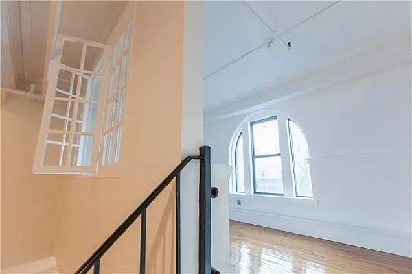 Rented by Voro NYC | media 26