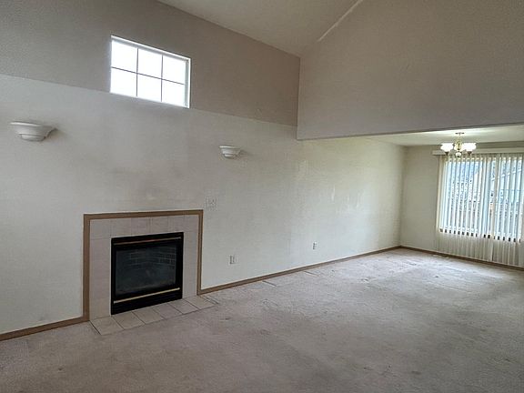 2nd image of 10715 59th Dr NE