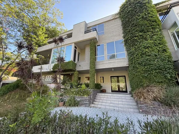 1833 Roscomare Rd, Los Angeles, CA 90077