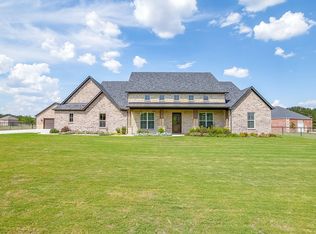 420 Cattlebaron Parc Dr, Fort Worth, TX 76108