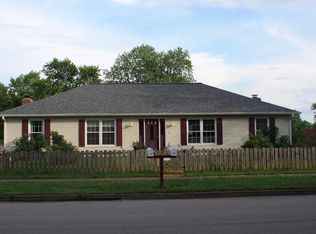 412 Woodview Dr, Lexington, KY 40515