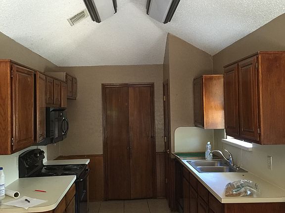 2nd image of 6208 Brookgate Dr