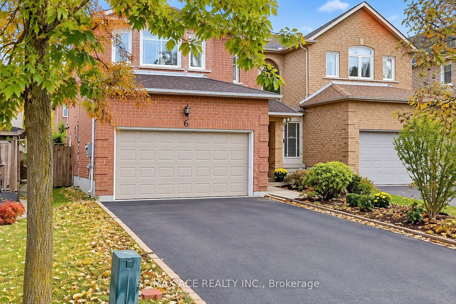 2 bed, $1,600 — Photo 1