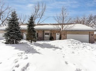2801 Rolling Oaks Rd, Burnsville, MN 55337