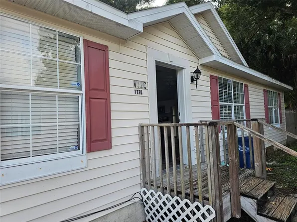 1720 30th Ave E, Bradenton, FL 34208