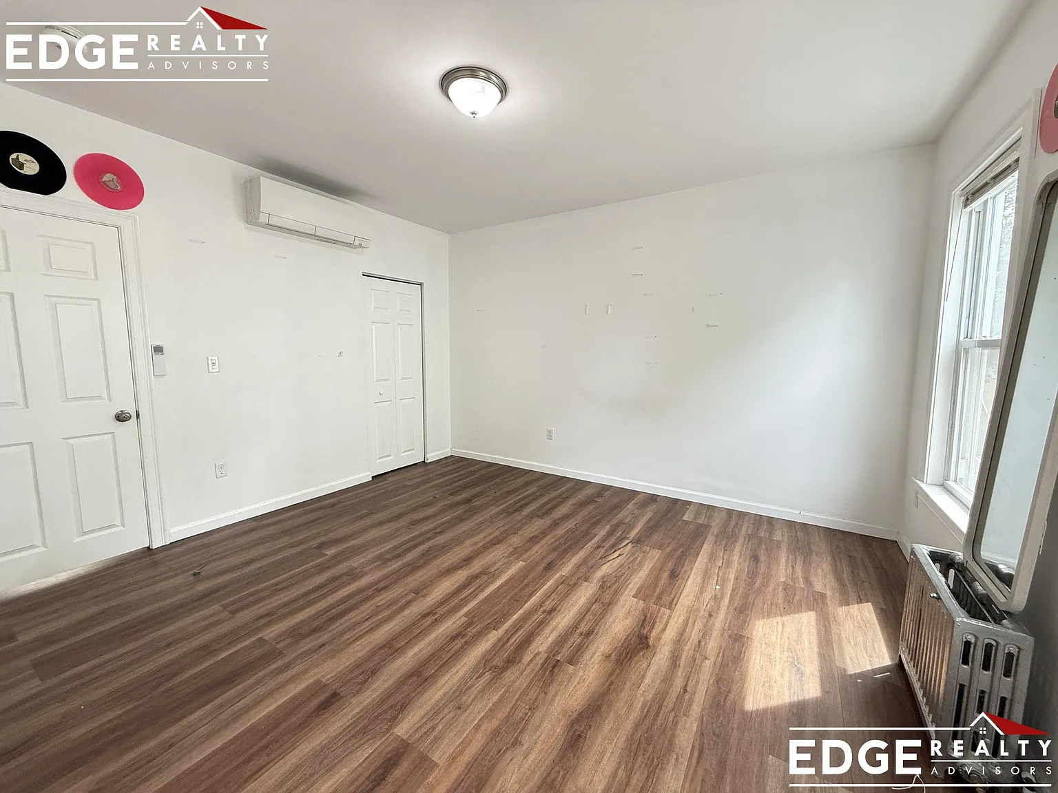 4 bed, 2000 sqft, $3,800 — Photo 3