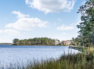 619 Homestead Rd, Oriental, NC 28571