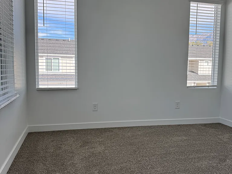 1906 S 570 W #1115 — Photo 17