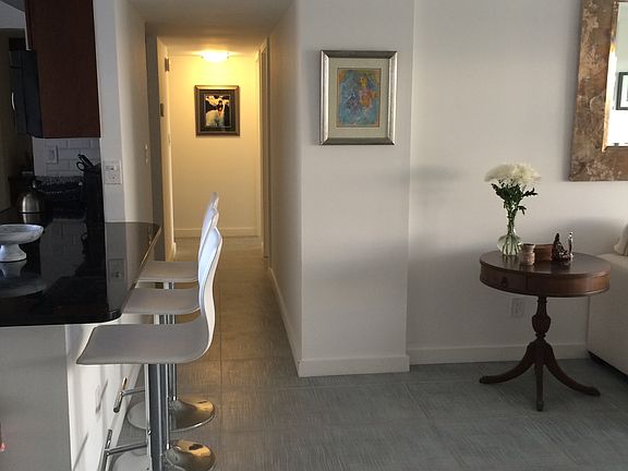 2nd image of 801 S Federal Hwy Penthouse 9