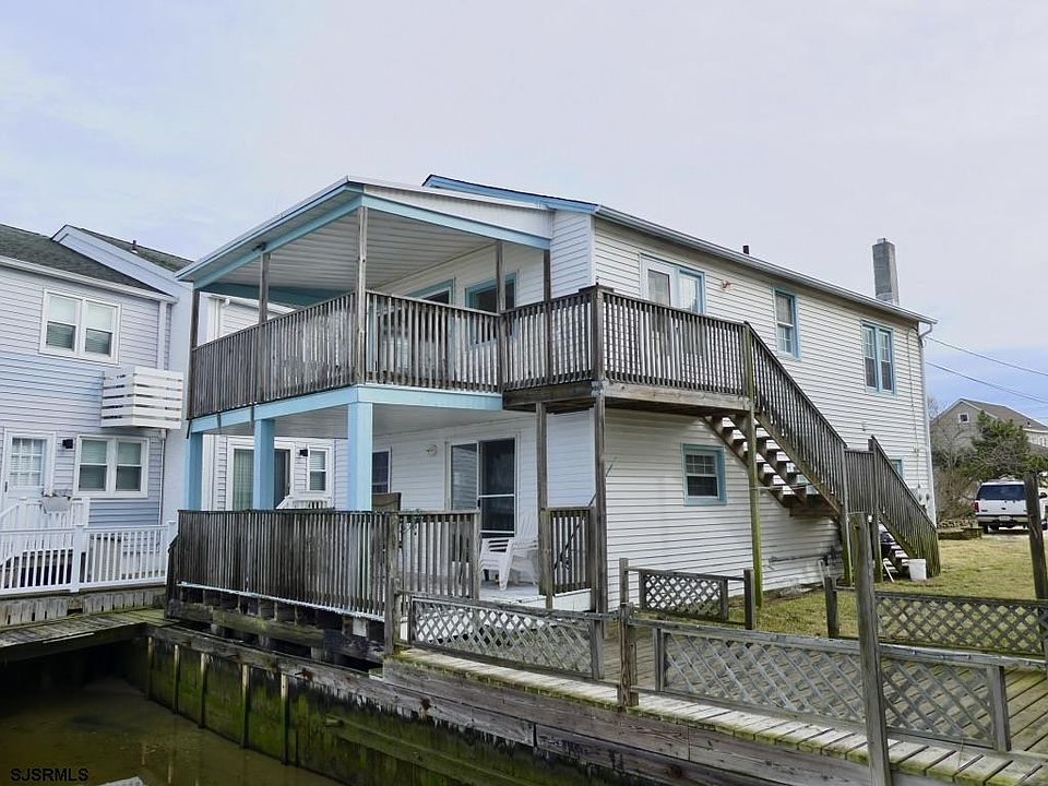1st image of 1117 Bayfront