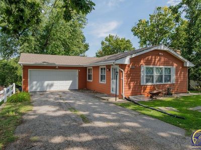 2910 SW Burlingame Rd, Topeka, KS, 66611